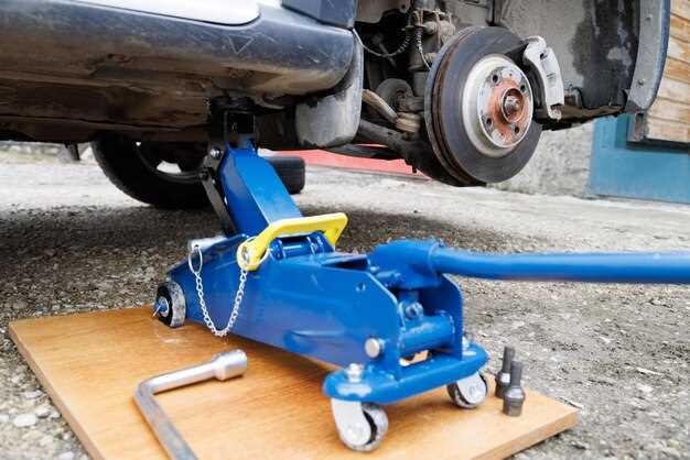 Top jacks and lifts for working on salvage cars